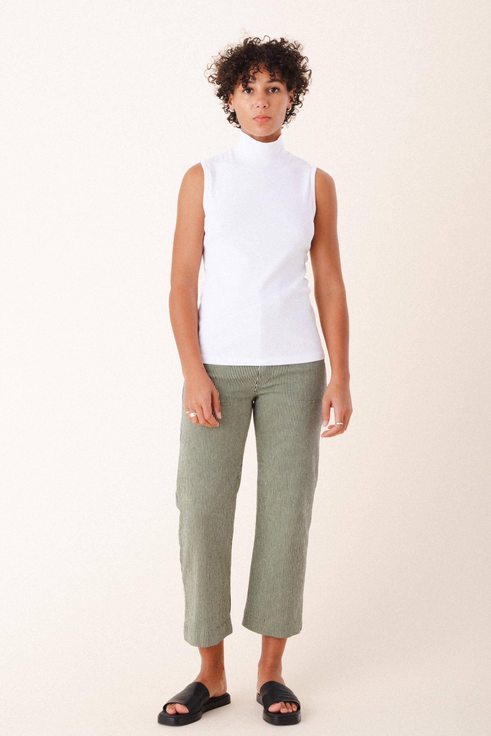 1313_SmithyPant_limeade_1312_SleevelessMockneck_white-142