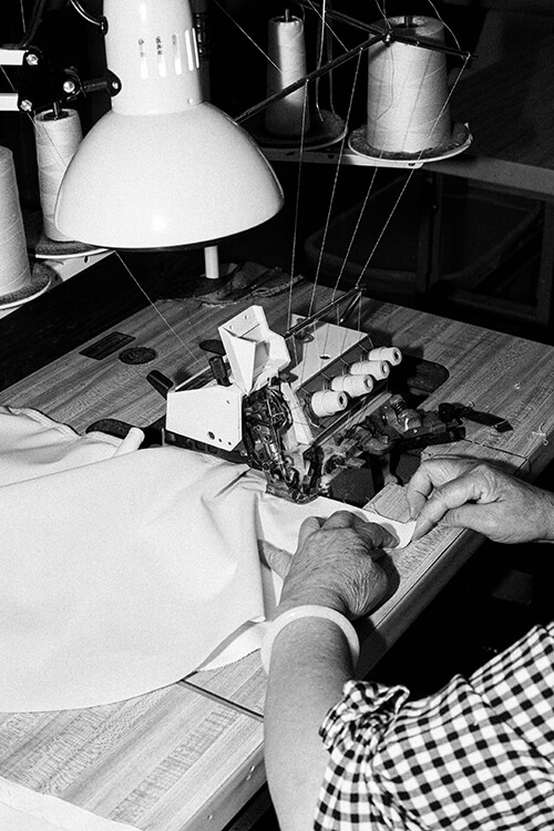 Sewer, sewing for production